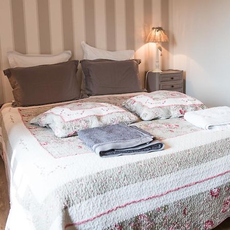 Au Jardin D'Eloise Bed & Breakfast Tremereuc Exterior foto