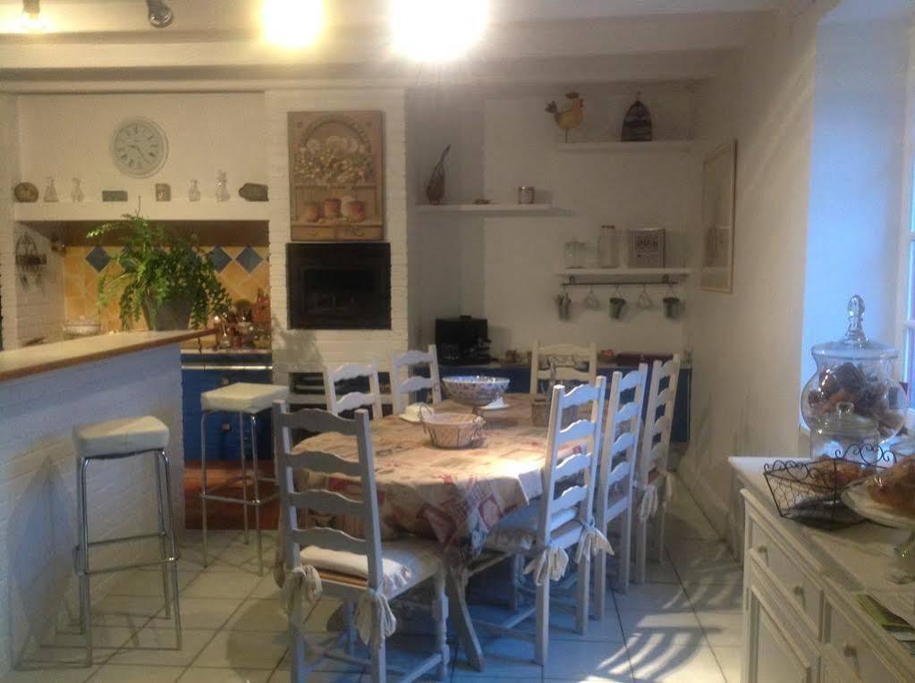 Au Jardin D'Eloise Bed & Breakfast Tremereuc Exterior foto