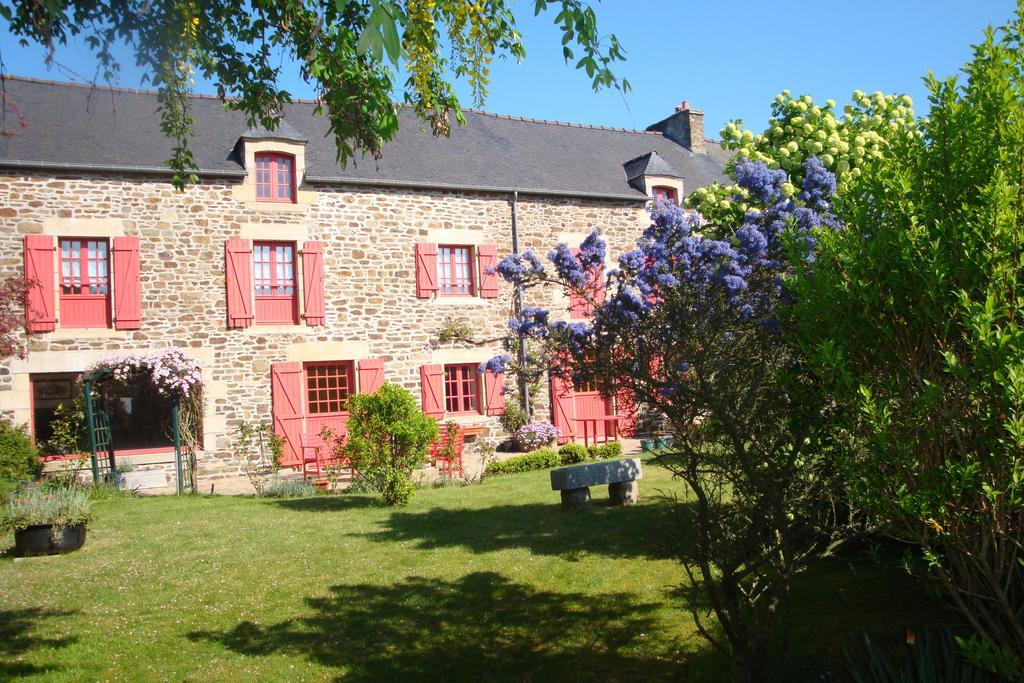 Au Jardin D'Eloise Bed & Breakfast Tremereuc Exterior foto